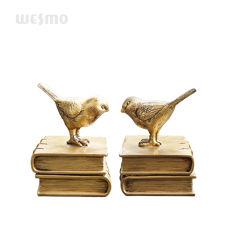 Household Realistic Polyresin Bird And Animal Sculptures Bookends Set Tabletop Decor